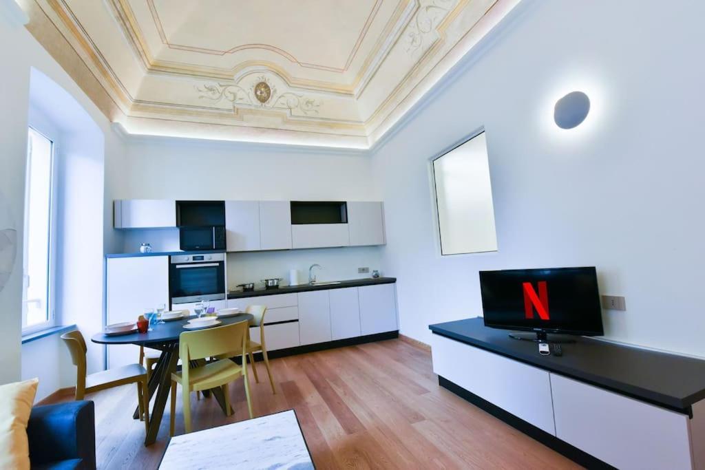 Loft 21 - Lussuoso Ed Elegante A Due Passi Dal Mare Apartment Finale Ligure Exterior photo
